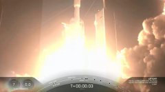 运力最强SpaceX猎鹰重型火箭发射：主助推器回收失败