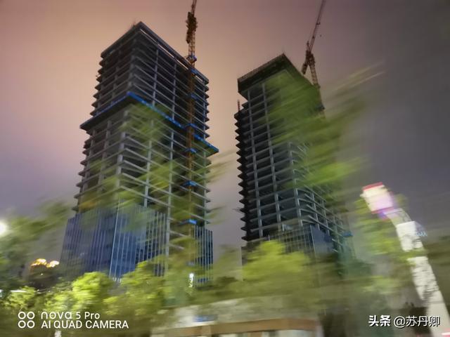 华为手机的超强夜景有多强？夜间行车拍摄，画面令人惊艳