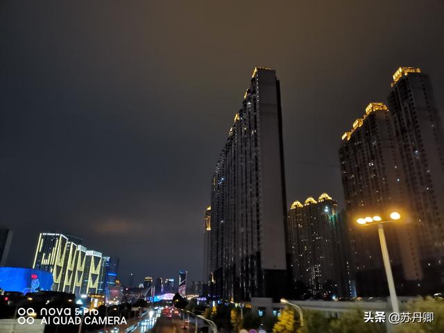 华为手机的超强夜景有多强？夜间行车拍摄，画面令人惊艳