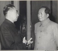 1949年毛泽东为什么把进入北平城称为“进京赶考”？