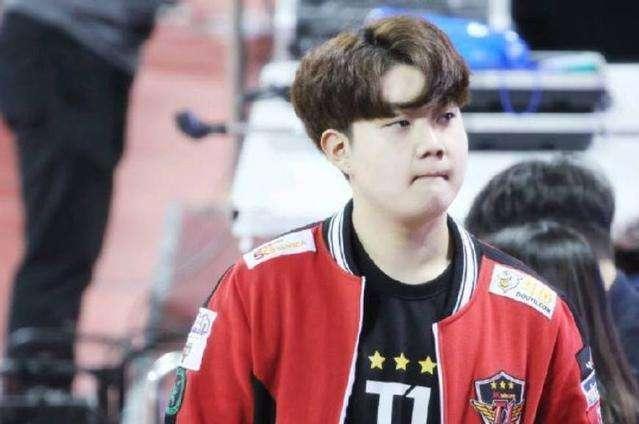 Huni：即使我下放到青训队，但我相信我对整个队伍也是有帮助的