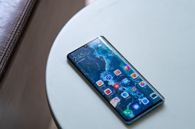 华为P30 Pro：我们恭喜你！