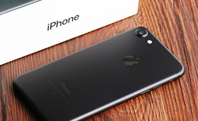 从6188跌到2999，最廉价iPhone诞生，128GB+iOS13！