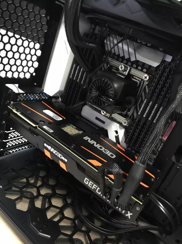 玩爆一切PCgame i9+128g大内存+RTX2080