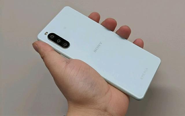 索尼Xperia 10 II中国区上架，骁龙665+高颜值机身，价格够信仰