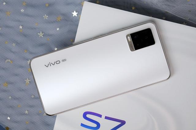 轻薄自拍旗舰 vivo S7助你记录生活每一刻