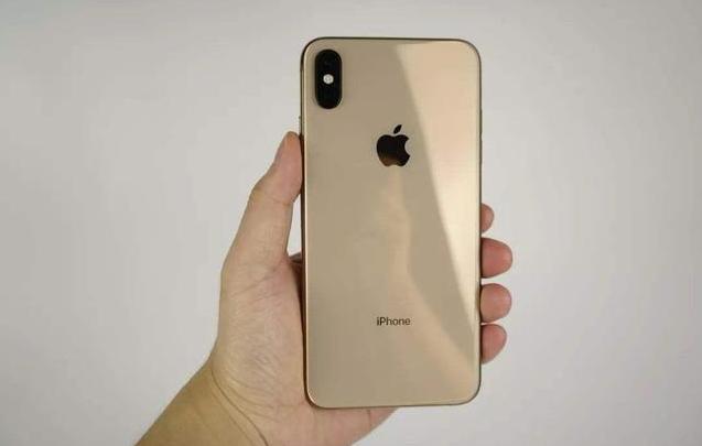 从11899降至5399，A12+iOS14+512GB，网友：早知不买iPhone11了