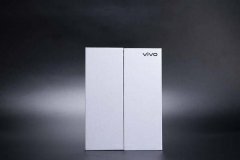 生平第一次见，vivo X50系列发布会邀请函居然是个微云台