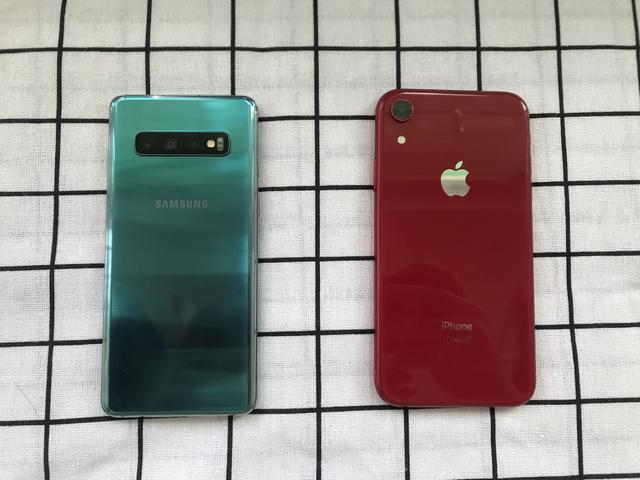 1800元入手三星S10，上手的瞬间：想把iPhone XR卖了