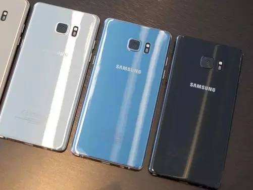 下半年的手机市场，4款顶级旗舰机角逐战，你青睐哪款？