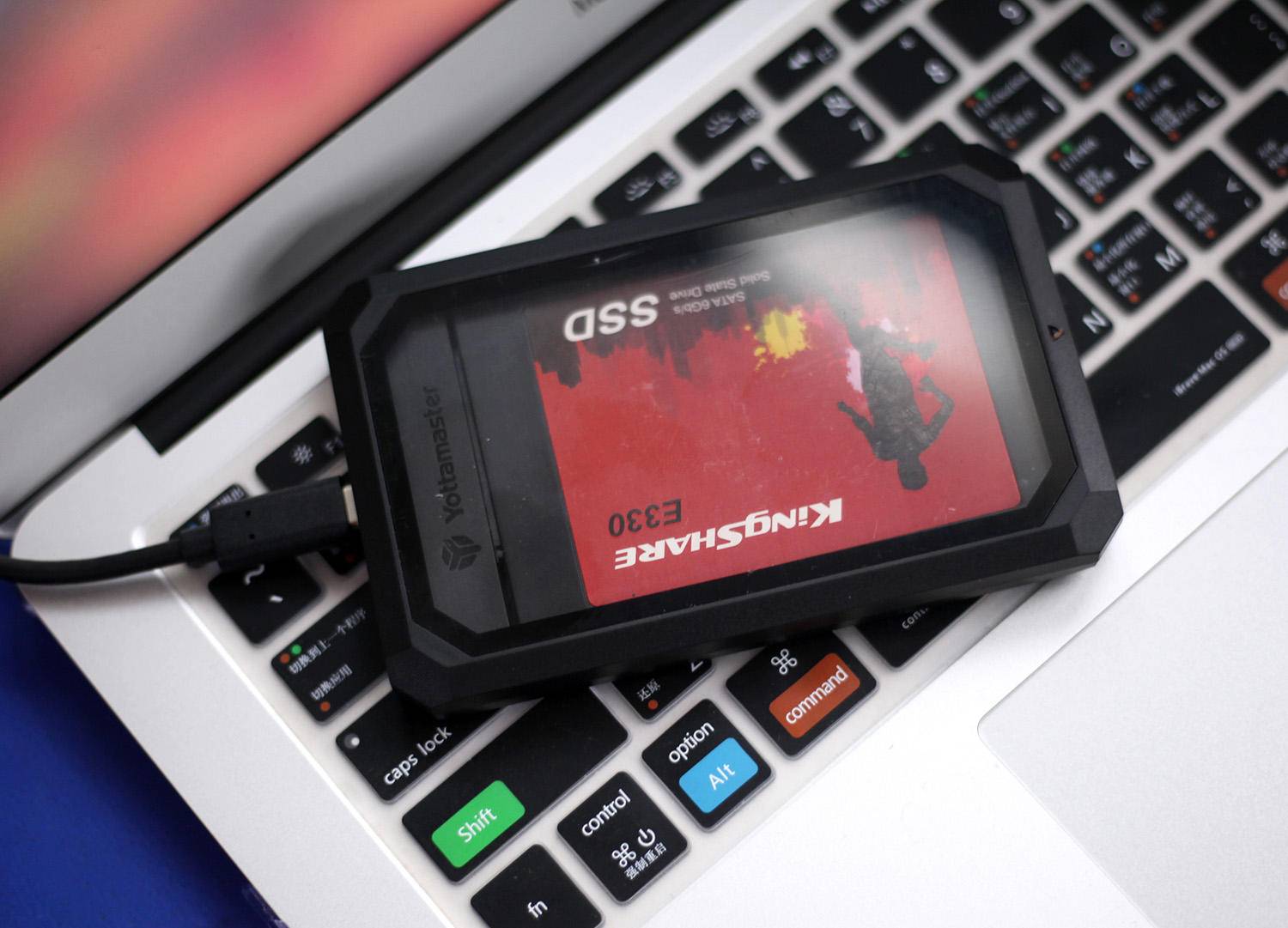 别让好看的硬盘藏起来,Yottamaster透明硬盘盒图赏