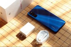 华为彻底爆发，双模5G+4000mAh，这才是真香5G千元机