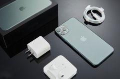 iPhone11已问世，当年卖肾买苹果4的年轻人，如今生活怎么样？