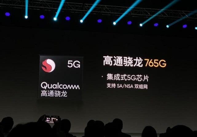 同为双模5G新机，售价只差100元，红米K30和realme X50谁更强？