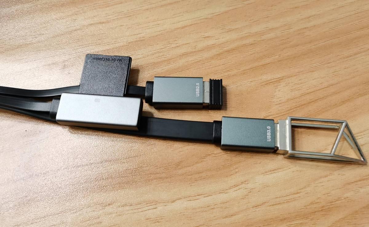 毕亚兹分线器测评：USB3.0/SD/TF读卡功能通通配齐