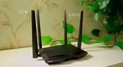 双频WiFi路由器如何看真假？大侠教你辨别真假双频路由