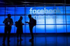 “声誉评估” 中举报人指控引发声誉危机，Facebook 推迟新产品发布！