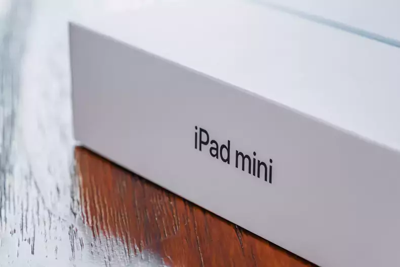 ipadmini5怎么样调亮度（谈谈平板买ipad还是华为好）