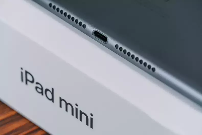 ipadmini5怎么样调亮度（谈谈平板买ipad还是华为好）