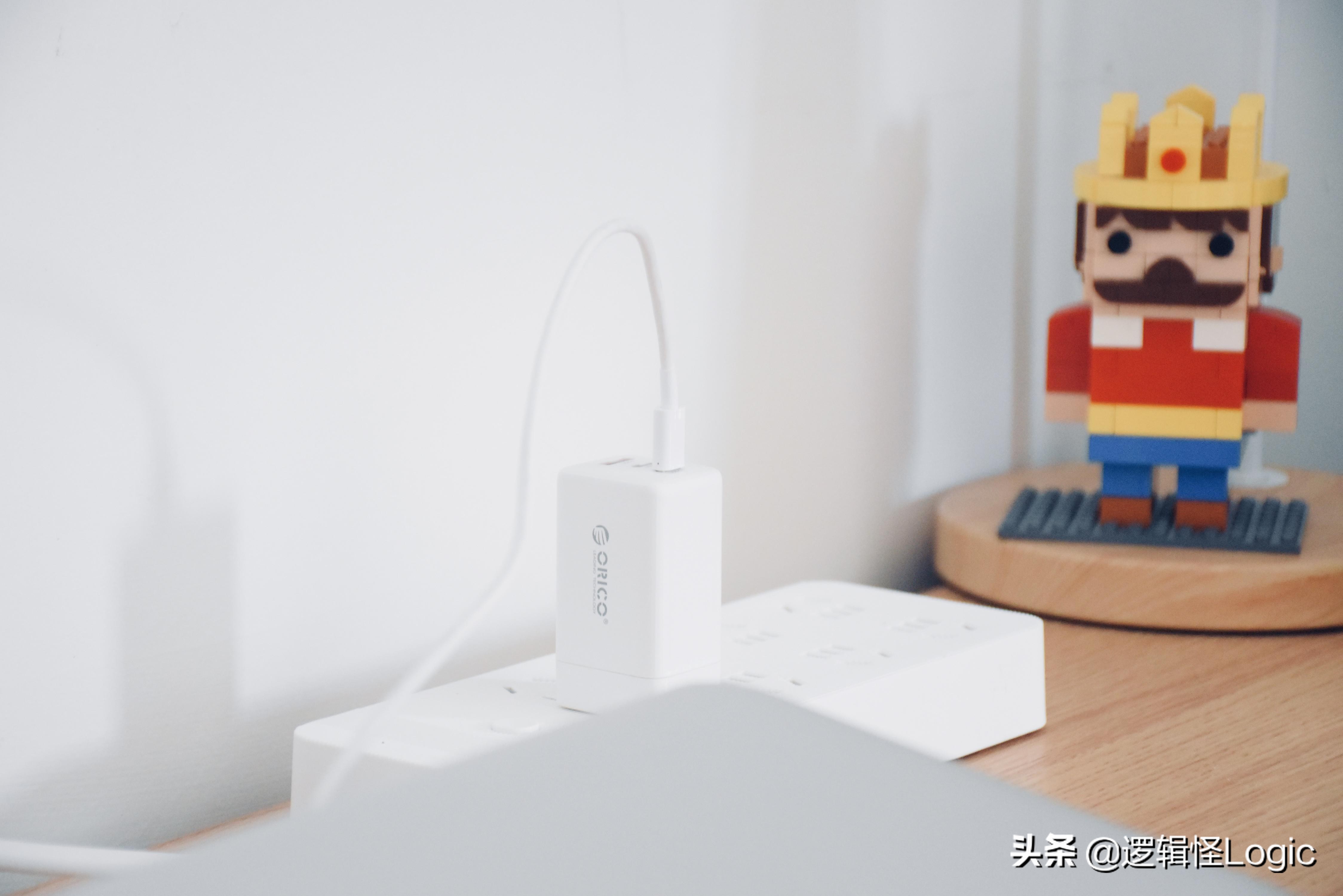 macbook充电器多少瓦（macbook电池鼓包原因）