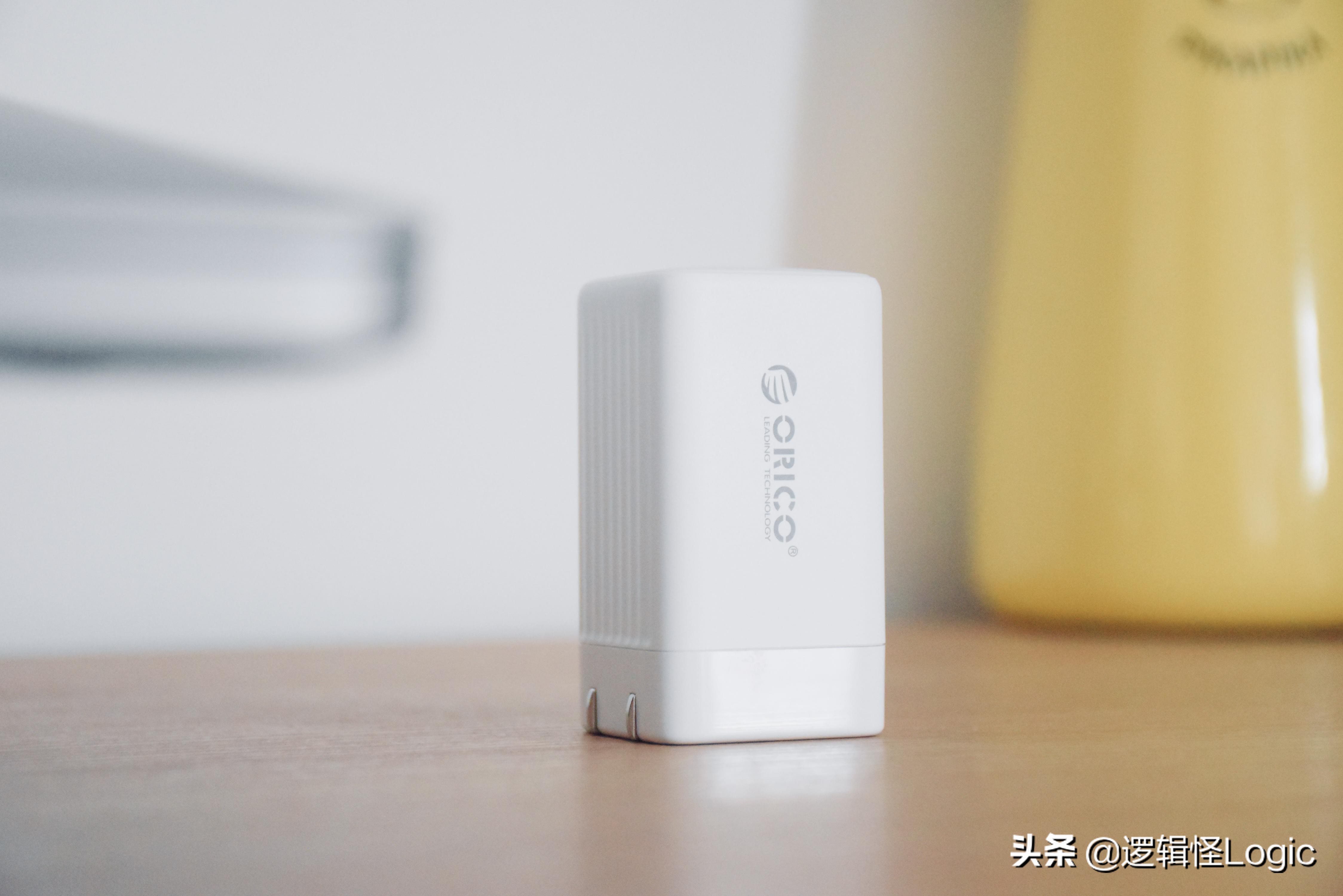 macbook充电器多少瓦（macbook电池鼓包原因）