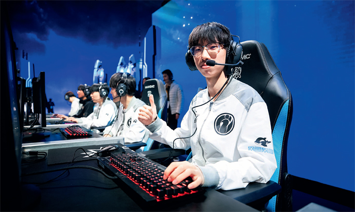 幻翎洛怎么玩（2021幻翎出装方法）