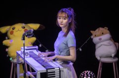 95后创业者创业做手卷钢琴月销万台