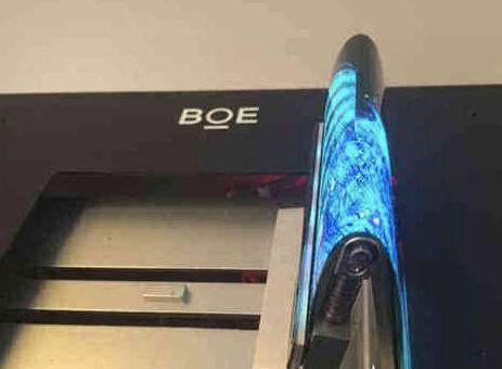 三星Galaxy Fold上市，折叠屏会成为手机未来吗？