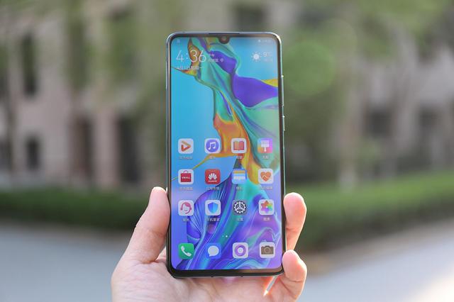 不懂手机买苹果，半懂手机买华为？其实懂手机的人会选这三款