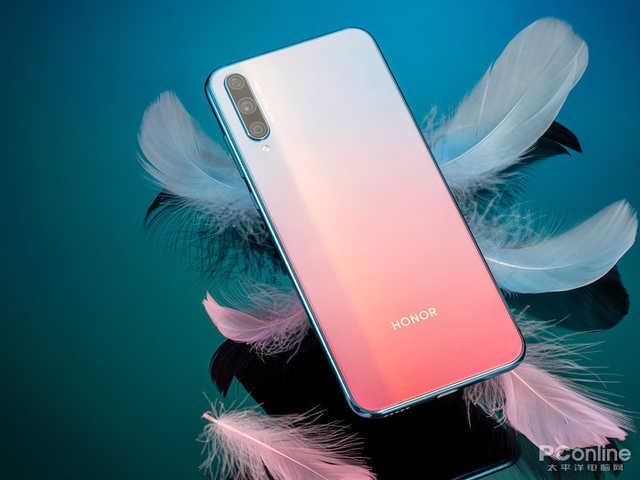 千元机也能做到面面俱到，这几款手机考虑下