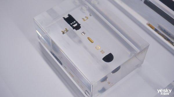 微软Surface Pro X上手体验：这些设计妙啊