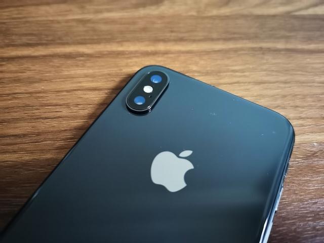 为什么现在还有这么多人在用苹果iPhone X？我总结了这些原因