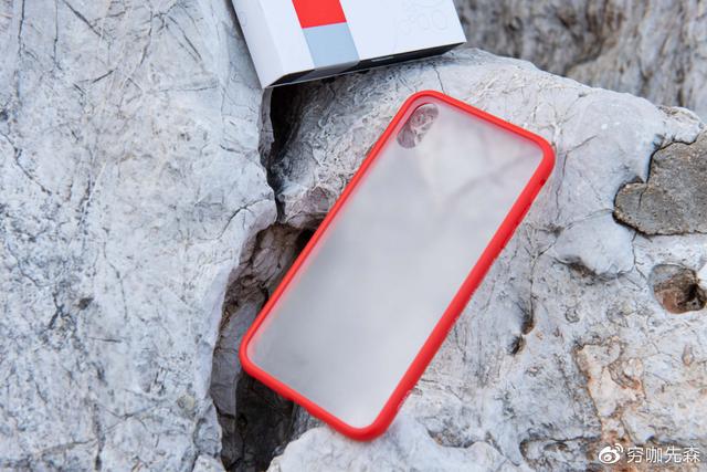 有了这款黑科技手机壳！手机再也不怕摔了