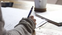 如何用牛顿冷却定律计算热度？