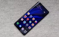 内行人公认的“几乎无差评”四款手机，其中华为就有两款