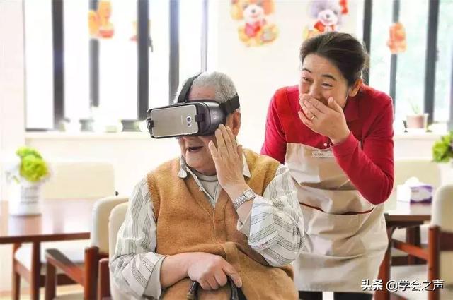 智慧养老悄然来临，看荷兰、美国、德国是怎样养老的？