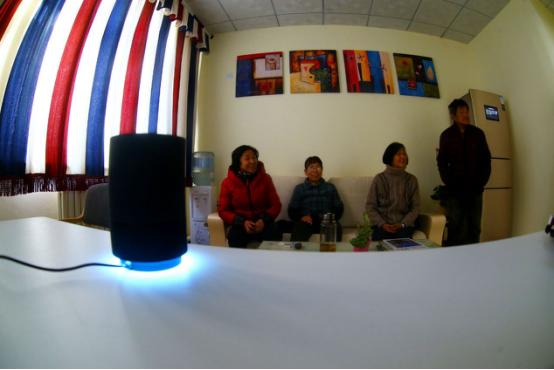 靠什么“体面老去”？ 不妨看看这些“智慧养老”科技