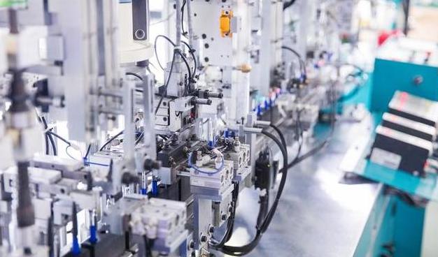 厉害！中国2nm芯片关键技术破冰，14纳米生产线量产将突破