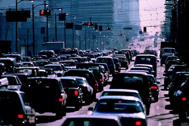 国产特斯拉偷梁换柱，换做美国、欧洲他敢吗？