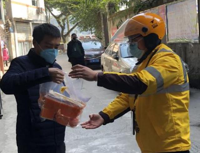 疫情下，京东、顺丰、美团都在跑，而阿里的菜鸟却不飞了