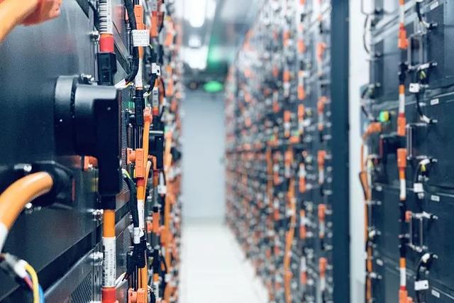 又要便宜几万？为了成本，特斯拉和比亚迪都“抛弃”了它