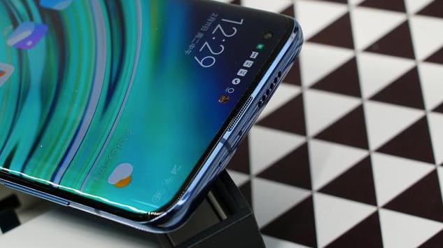 小米彻底发飙！骁龙865+90HZ+55w快充，华为mate30Pro瞬间不香了