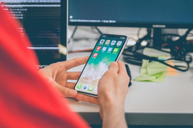 还记得前世界首富被黑客入侵的iPhone X吗？如今终于有结果了