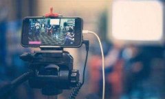 互联网的高速发展产生了全民直播的风口，会有很多人失业吗？怎么办？