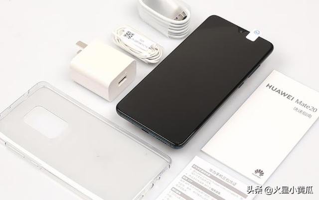 “涨面子”的华为手机，从3999跌至1899，徕卡三摄+麒麟980