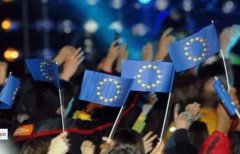 欧洲市场炸翻天！华为开出无法拒绝的条件：让出100%控制权！