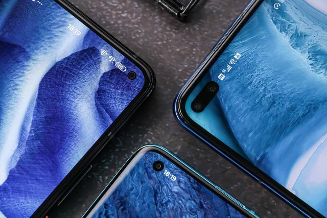 荣耀、小米、iQOO同价位“拼杀”，有人哭来有人笑