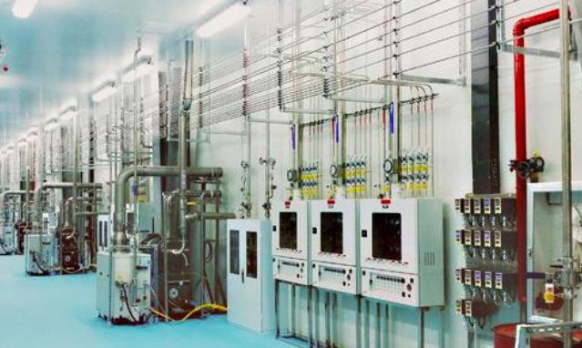 芯片制造的核心材料，被美法德日四国垄断，国产替代计划全面加速