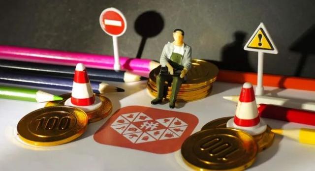 拼多多继“百亿补贴”后，又推出拼小圈，试图挤爆“朋友圈”