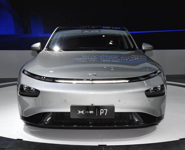 特斯拉简配不用慌，土豪还可以选这款车，售价只是Model3的一半